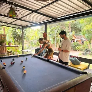 Moovinn Garden Auberge de jeunesse Koh Tao